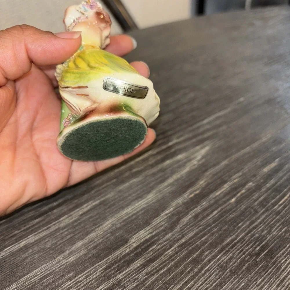 Vintage Josef Originals‎ Hawaiian Hula Girl Figurine Spaghetti Trim NICE